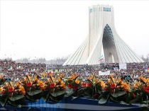 تصویر عکس :  ایران تهران میدان آزادی یا میدان شهیاد  Iran Tehran Shahyad Square or Azadi Square   سایت پاکزادیان دات کام  www.pakzadian.com  