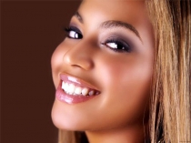 تصویر عکس :  بیانسه   Beyonce-knowles     سایت پاکزادیان دات کام  www.pakzadian.com  