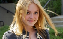 تصویر عکس : داکوتا فانینگ   Dakota-Fanning  سایت پاکزادیان دات کام  www.pakzadian.com  