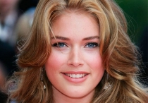 تصویر عکس : داتزن کروز  Doutzen-Kroes    سایت پاکزادیان دات کام  www.pakzadian.com  